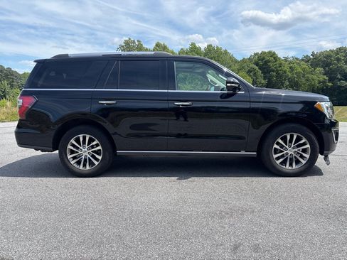 Used 2018 Ford Expedition Limited RWD image 6