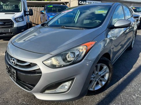 Used 2014 Hyundai Elantra GT image 1