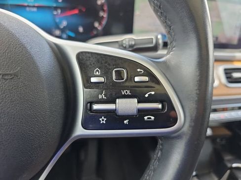 Used 2021 Mercedes-Benz GLE 350 4MATIC image 22