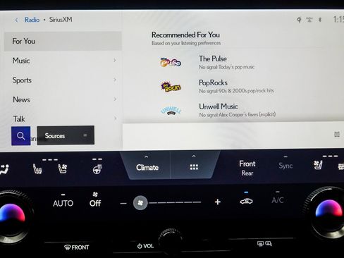 Used 2024 Lexus RX 500h F Sport w/ Cold Area Package image 22