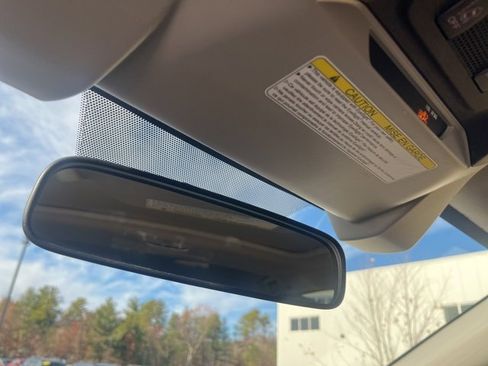 Used 2023 Subaru Crosstrek 2.5i Sport image 40