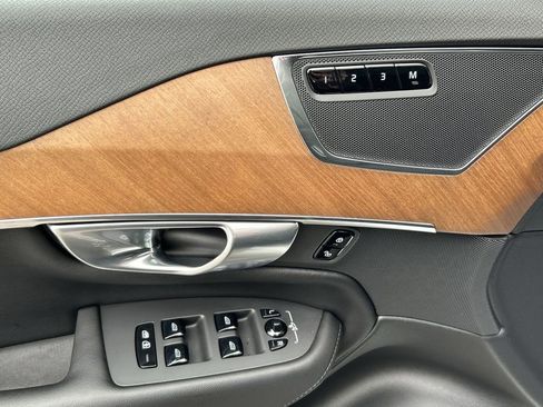 Certified 2023 Volvo XC90 B6 Plus w/ Protection Package AWD/4WD image 16