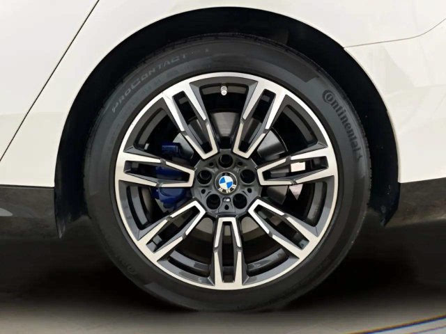 Used 2026 BMW 530i RWD image 96