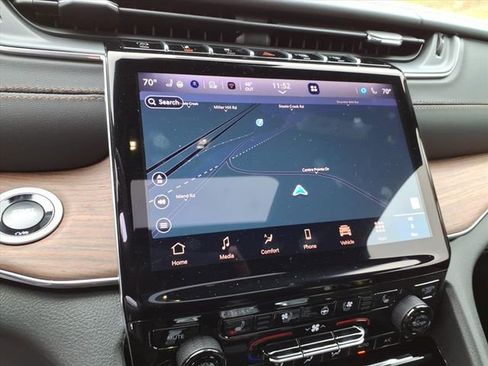 New 2025 Jeep Grand Cherokee L Summit w/ Obsidian Package image 18