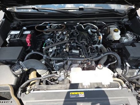 Used 2024 Toyota Tacoma SR AWD/4WD image 26