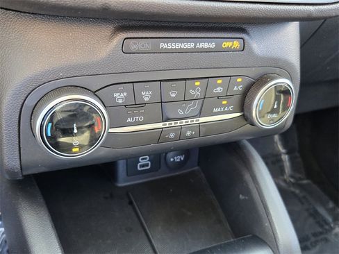 Used 2025 Ford Escape Active image 19