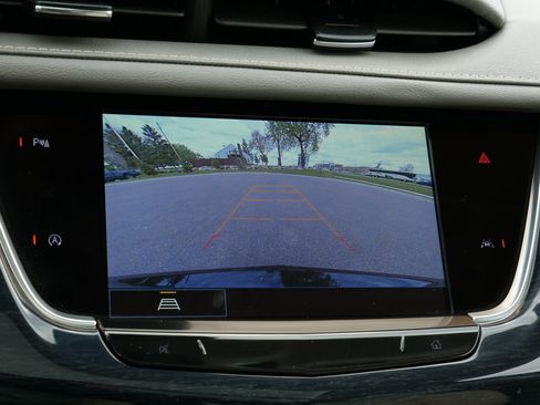Certified 2024 Cadillac XT6 Premium Luxury w/ LPO, Floor Liner Package AWD/4WD image 27