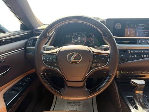 Used 2020 Lexus ES 350 w/ Premium Package FWD image 13