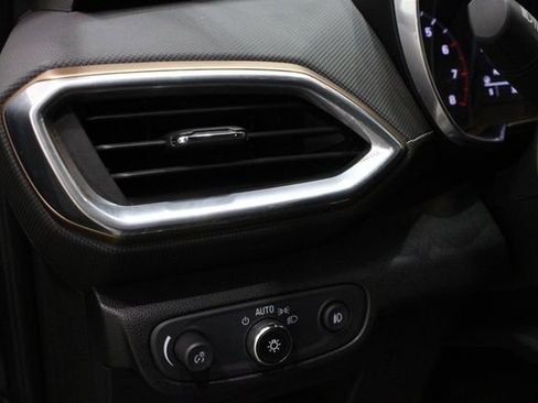 Used 2021 Chevrolet TrailBlazer ACTIV w/ Convenience Package image 17