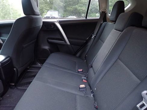 Used 2017 Toyota RAV4 LE w/ Carpet Mat Package AWD/4WD image 11