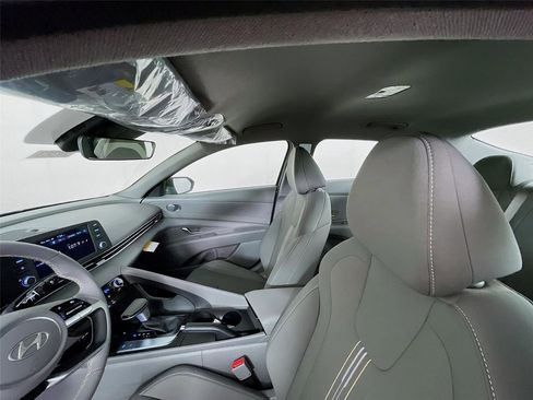 New 2026 Hyundai Elantra Sport FWD image 7