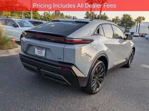 Certified 2026 Toyota C-HR AWD/4WD image 5