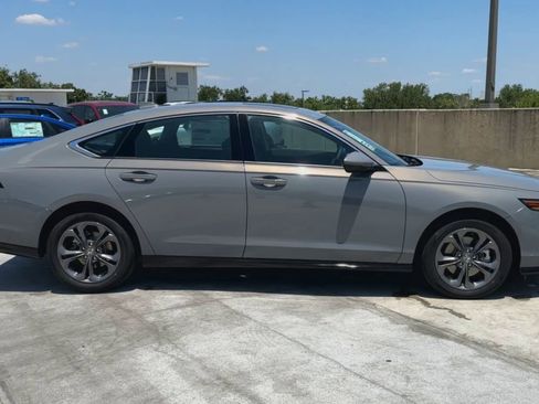 Used 2024 Honda Accord EX-L image 25