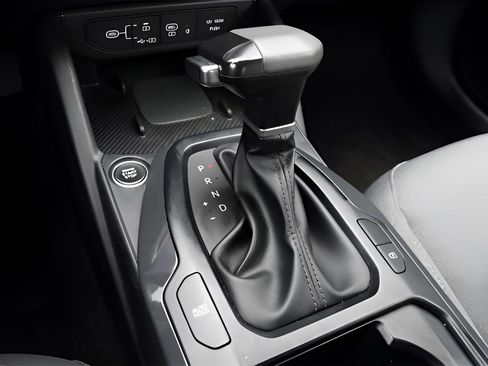 Certified 2025 Kia K4 EX image 20