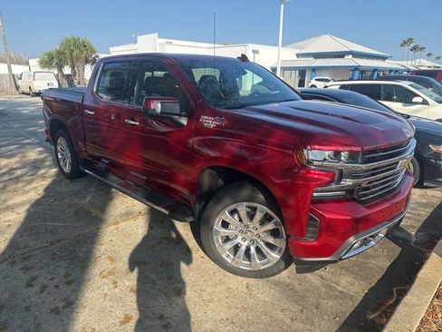 Used 2021 Chevrolet Silverado 1500 High Country image 3