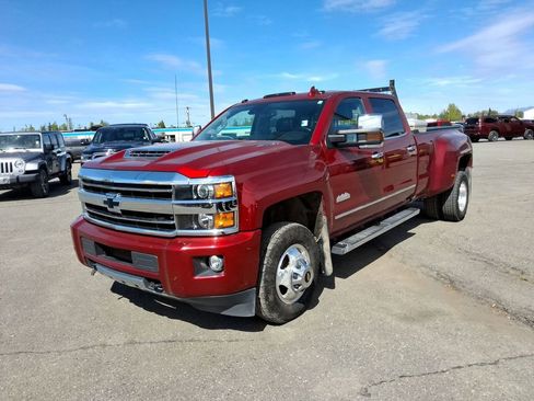 Used 2019 Chevrolet Silverado 3500 High Country AWD/4WD image 4