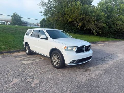 Used 2017 Dodge Durango SXT w/ 3rd Row Seating Group RWD image 2