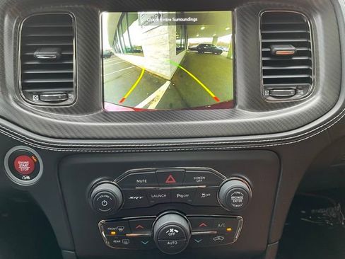 Used 2022 Dodge Charger SRT Hellcat w/ Harman/Kardon Audio Group image 9