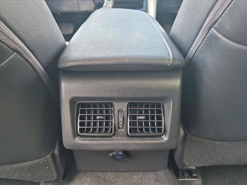Used 2018 Toyota Camry XSE FWD image 15