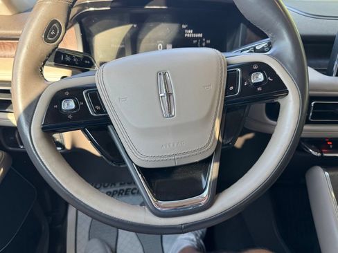 Used 2022 Lincoln Aviator Reserve w/ Class IV Trailer Tow Package AWD/4WD image 21
