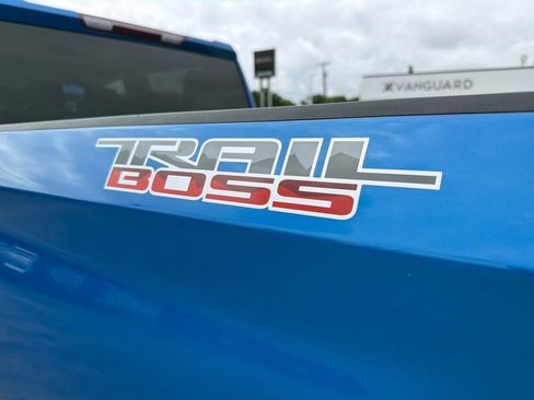 Used 2023 Chevrolet Silverado 1500 Custom Trail Boss AWD/4WD image 10