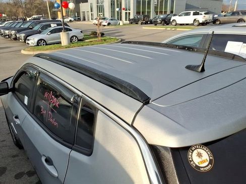 Used 2022 Jeep Compass Latitude image 9