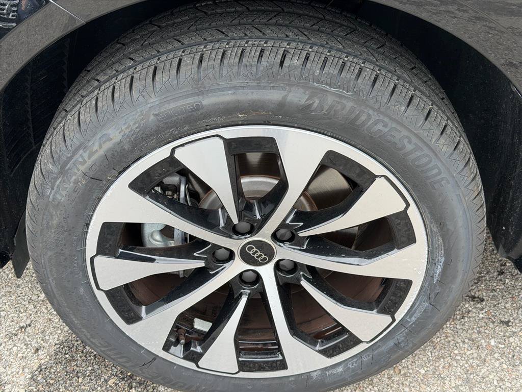 Certified 2026 Audi Q3 quattro 2.0T AWD/4WD image 9