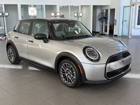 Certified 2026 MINI Cooper 4-Door Hardtop FWD image 7