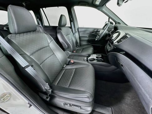 Certified 2019 Honda Passport Touring image 29