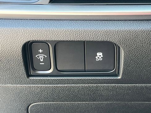 New 2026 Kia Sorento LX image 17