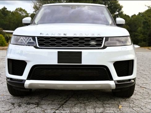 Used 2018 Land Rover Range Rover Sport HSE image 8