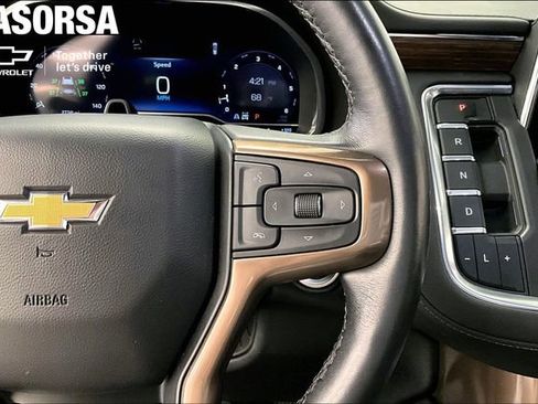 Certified 2024 Chevrolet Suburban High Country w/ Advanced Technology Package AWD/4WD image 18