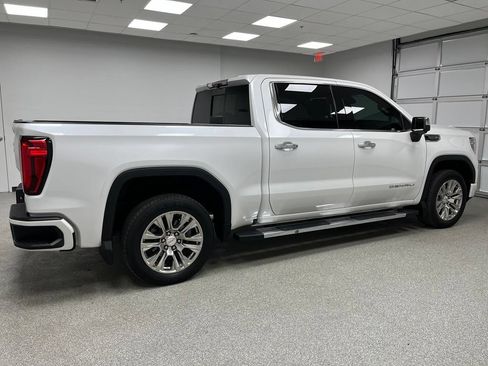 Used 2020 GMC Sierra 1500 Denali w/ Technology Package AWD/4WD image 11