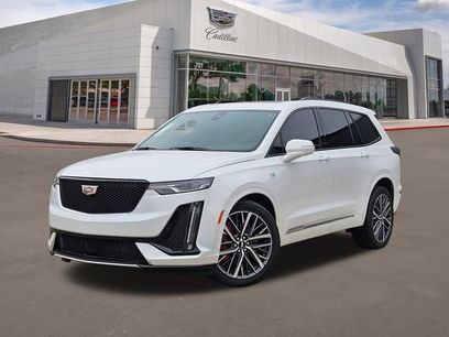 New 2025 Cadillac XT6 Sport w/ Technology Package