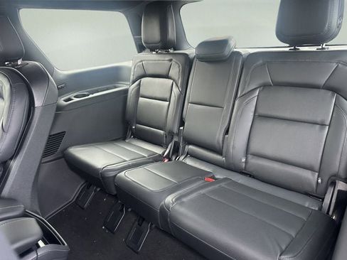 New 2026 Lincoln Navigator Reserve w/ Jet Appearance Package AWD/4WD image 11