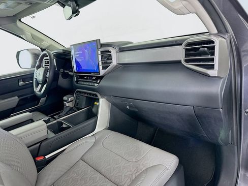 Used 2024 Toyota Tundra Limited image 30