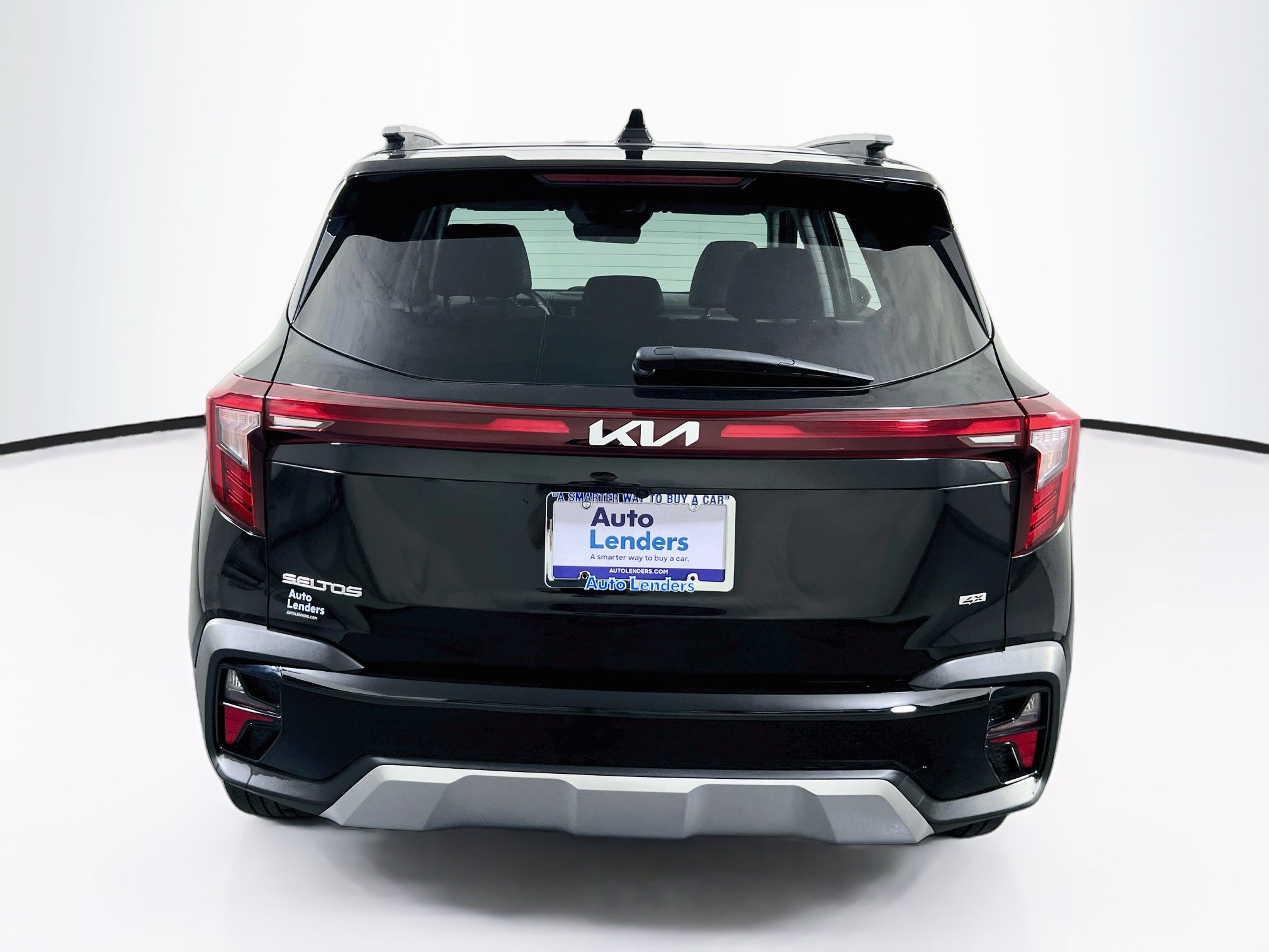 Used 2024 Kia Seltos S AWD/4WD image 6