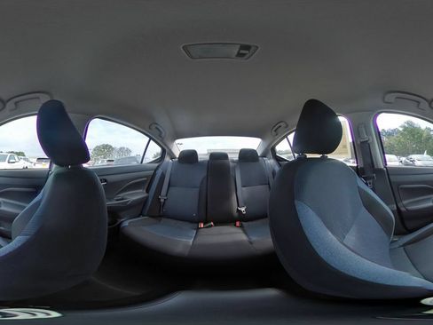 Used 2025 Nissan Versa SV FWD image 41