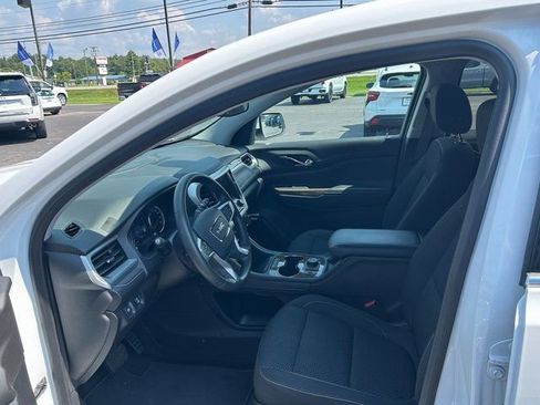 Used 2023 GMC Acadia SLE w/ Driver Convenience Package image 40