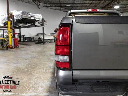 Used 2000 GMC Sierra 1500 2WD Extended Cab w/ Convenience Plus Group image 51