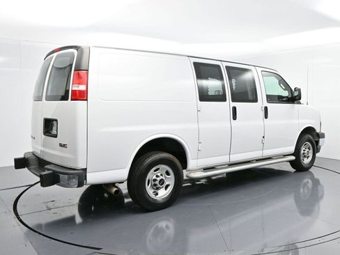 Used 2024 GMC Savana 2500 w/ Driver Convenience Package image 7