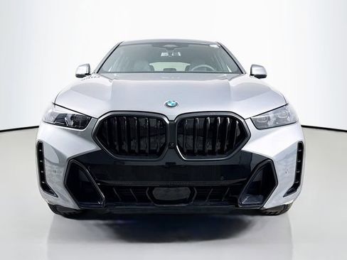 New 2026 BMW X6 xDrive40i w/ Climate Comfort Package image 2