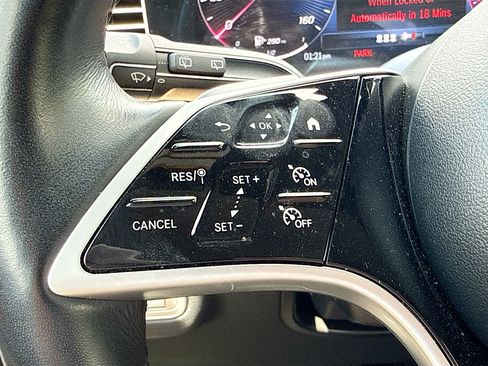 Used 2024 Mercedes-Benz GLE 350 4MATIC w/ Winter Package image 37