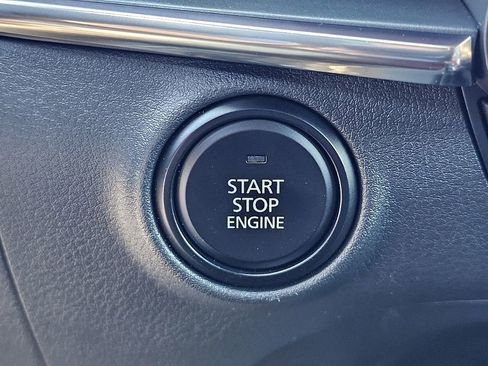 Certified 2025 MAZDA MAZDA3 2.5 S Hatchback w/ Premium Pkg FWD image 36