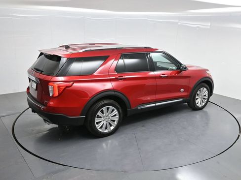 Used 2024 Ford Explorer King Ranch w/ Technology Package AWD/4WD image 57