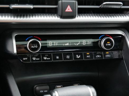 Used 2023 Kia K5 GT-Line image 37