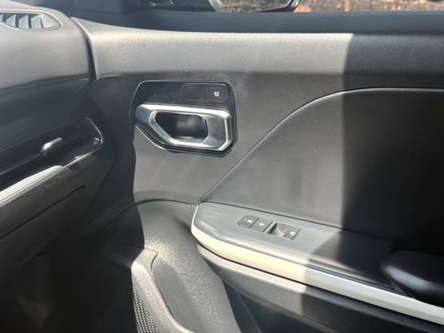 Used 2025 Kia K4 GT-Line FWD image 41