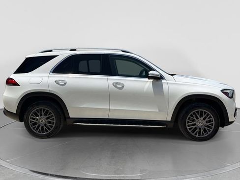 Used 2021 Mercedes-Benz GLE 350 4MATIC image 2
