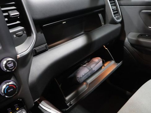 Used 2021 RAM 1500 Big Horn image 30