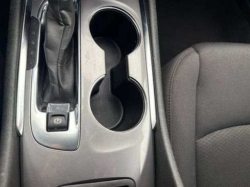 Used 2023 Chevrolet Malibu LT image 28